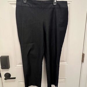 Chico's Classic Denim Cropped Pants 2.5 (14 standard size)